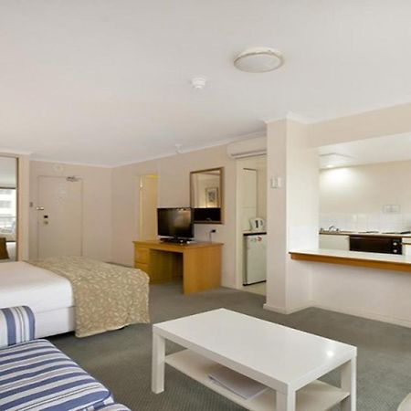 Studio With Balcony At College St Sidney Exterior foto